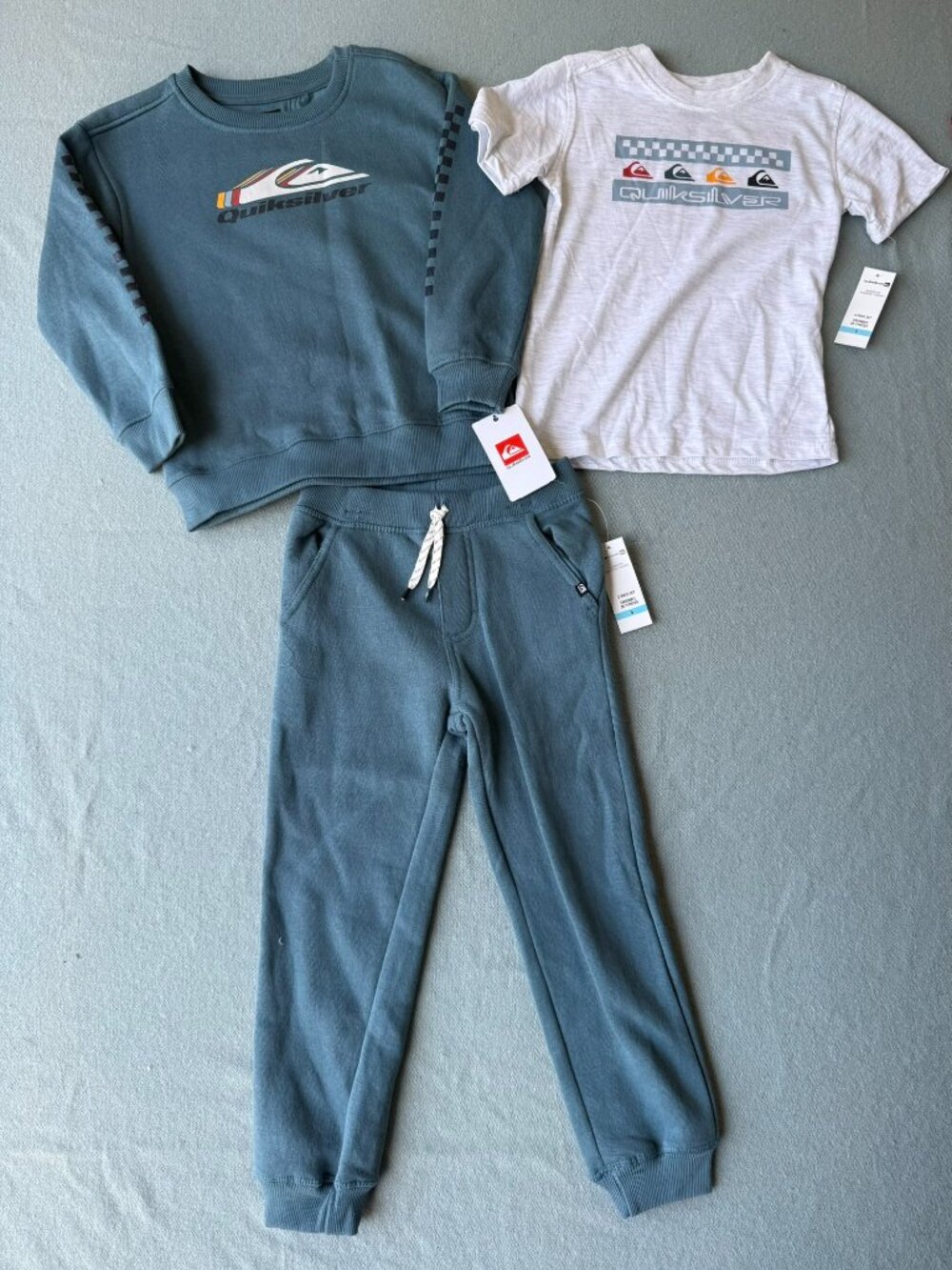 Quicksilver Boys blue 3PC set NWT A-18 & A19